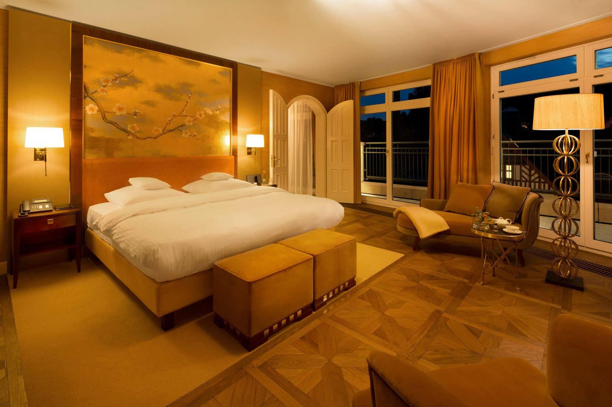 ฟัลเคนชไตน์ แกรนด์ ออโตกราฟ คอลเลคชั่น Hotel เคอนิกชไตน์ อิม เทานุส ภายนอก รูปภาพ